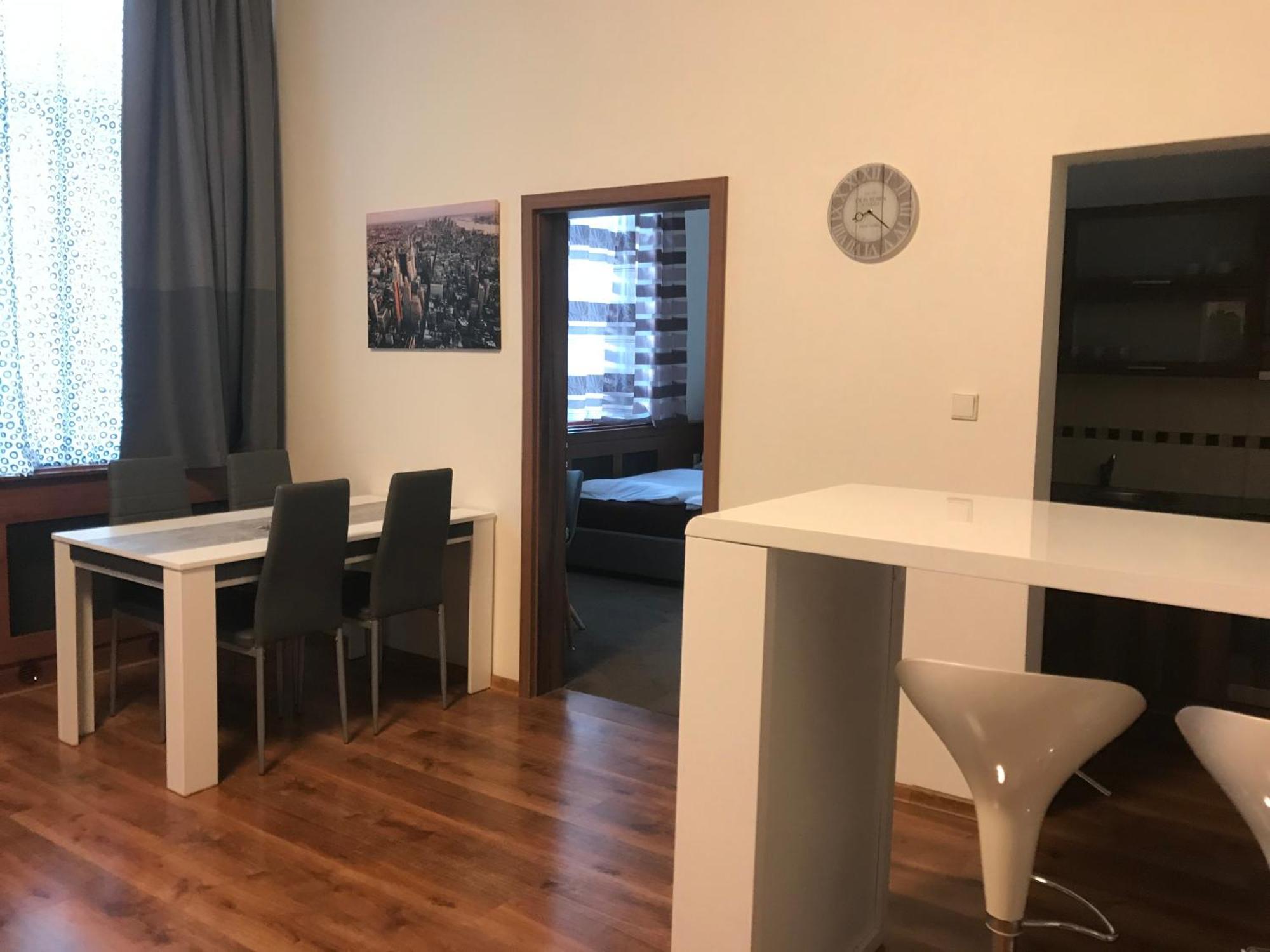 Old Town Boutique Apartments Λίμπερεκ Δωμάτιο φωτογραφία